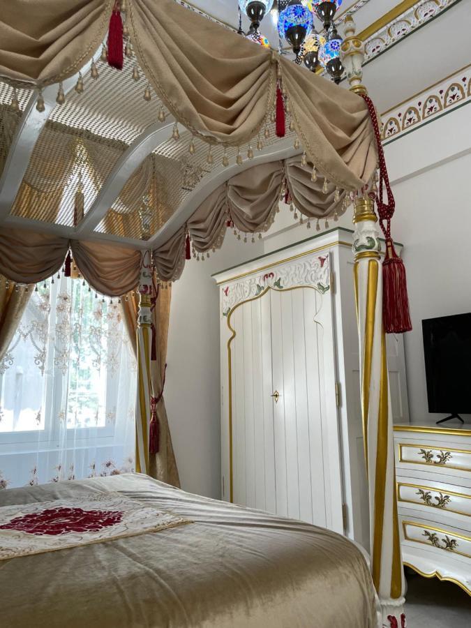 Chambre Orientale Cherazade Maison De L'Eglise Narbonne Buitenkant foto