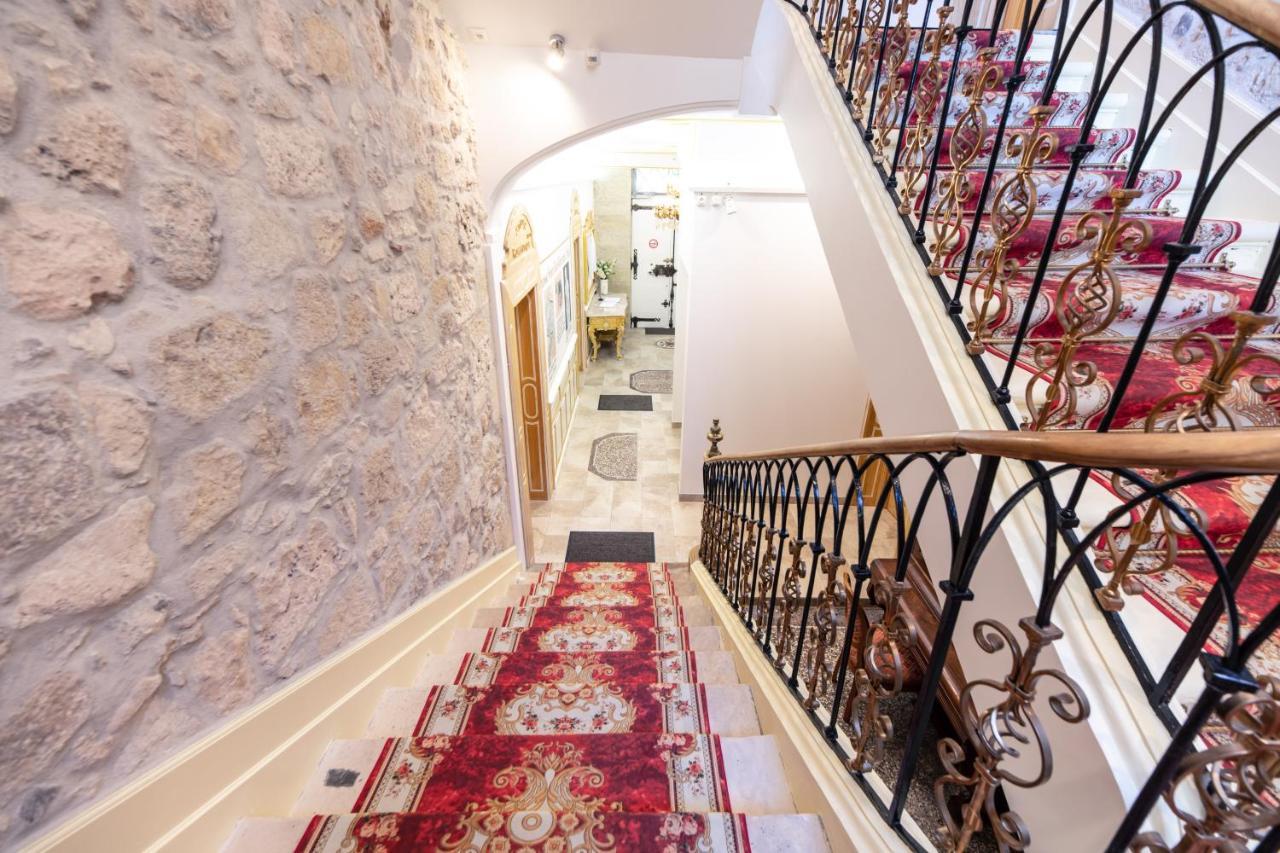 Chambre Orientale Cherazade Maison De L'Eglise Hotel Narbonne Buitenkant foto